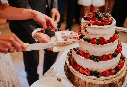 Tổng hợp giá các loại bánh cưới 2018